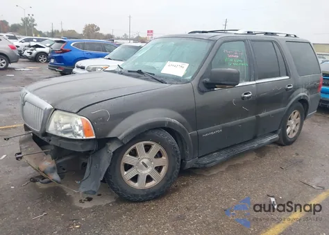 2005 Lincoln Navigator from USA, damaged, VIN 5LMFU28595LJ19481